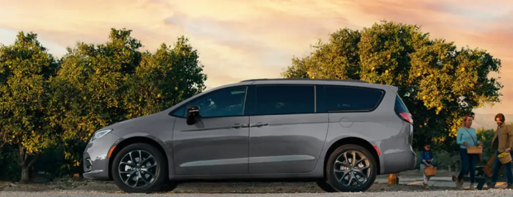 How Much Does the 2024 Chrysler Pacifica Cost?